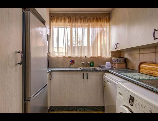 4 BEDROOM TOWNHOUSE FOR SALE IN ALLEN GROVE